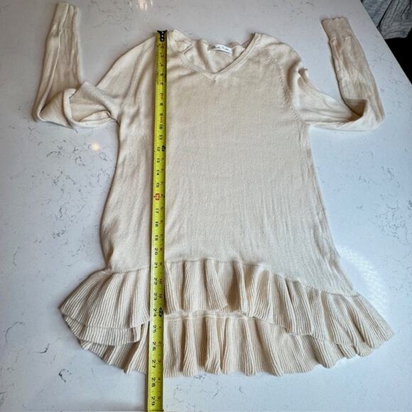 Claudia Nichole Luxury Silk/Cashmere Cream Ruffle Pullover Sweater Sz Med - Picture 9 of 12